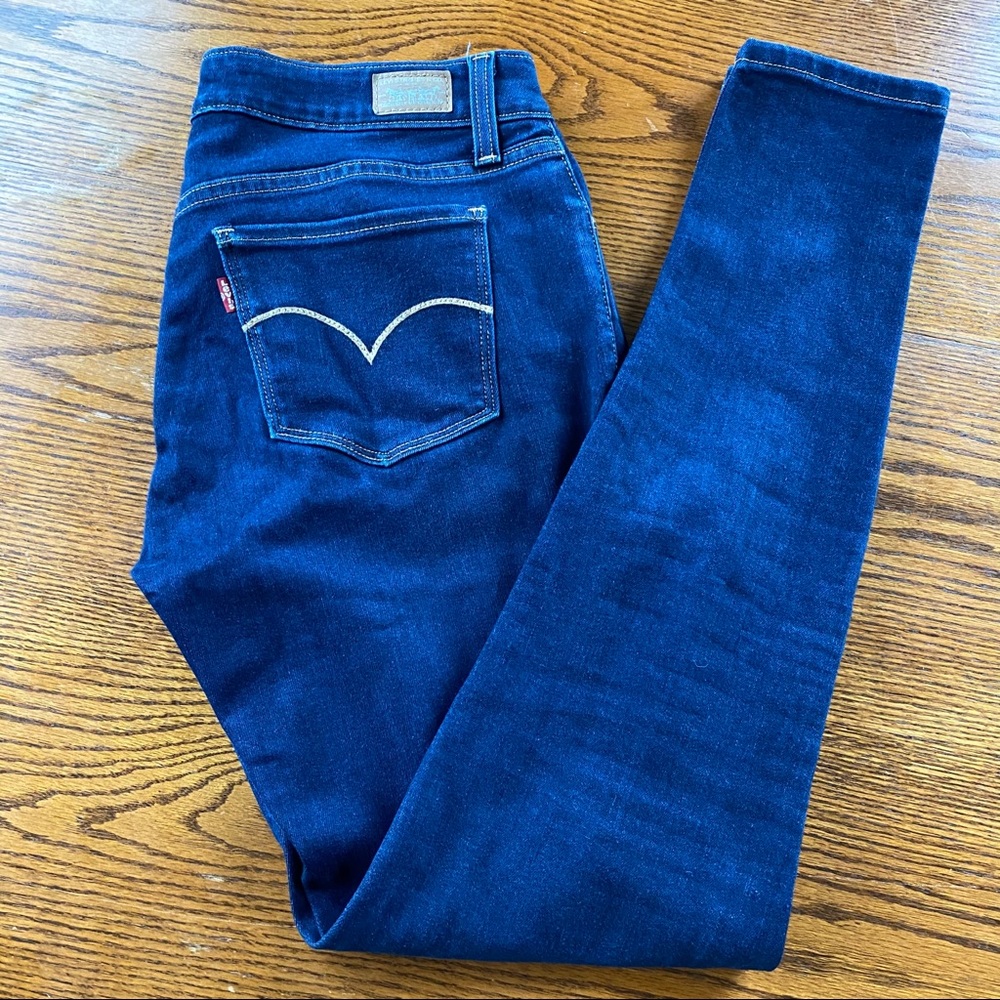 Levi’s skinny jeans